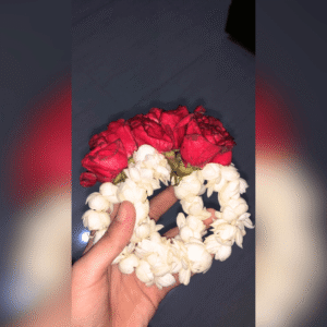 Flower Gajray Moti Rose